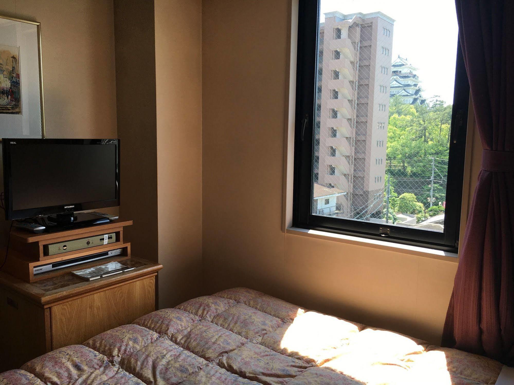 Fukuyama Rose Garden Hotel エクステリア 写真